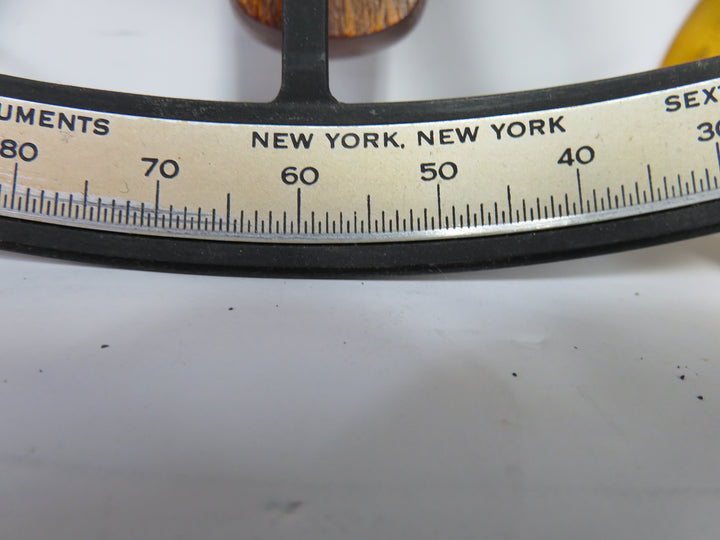 Sextant