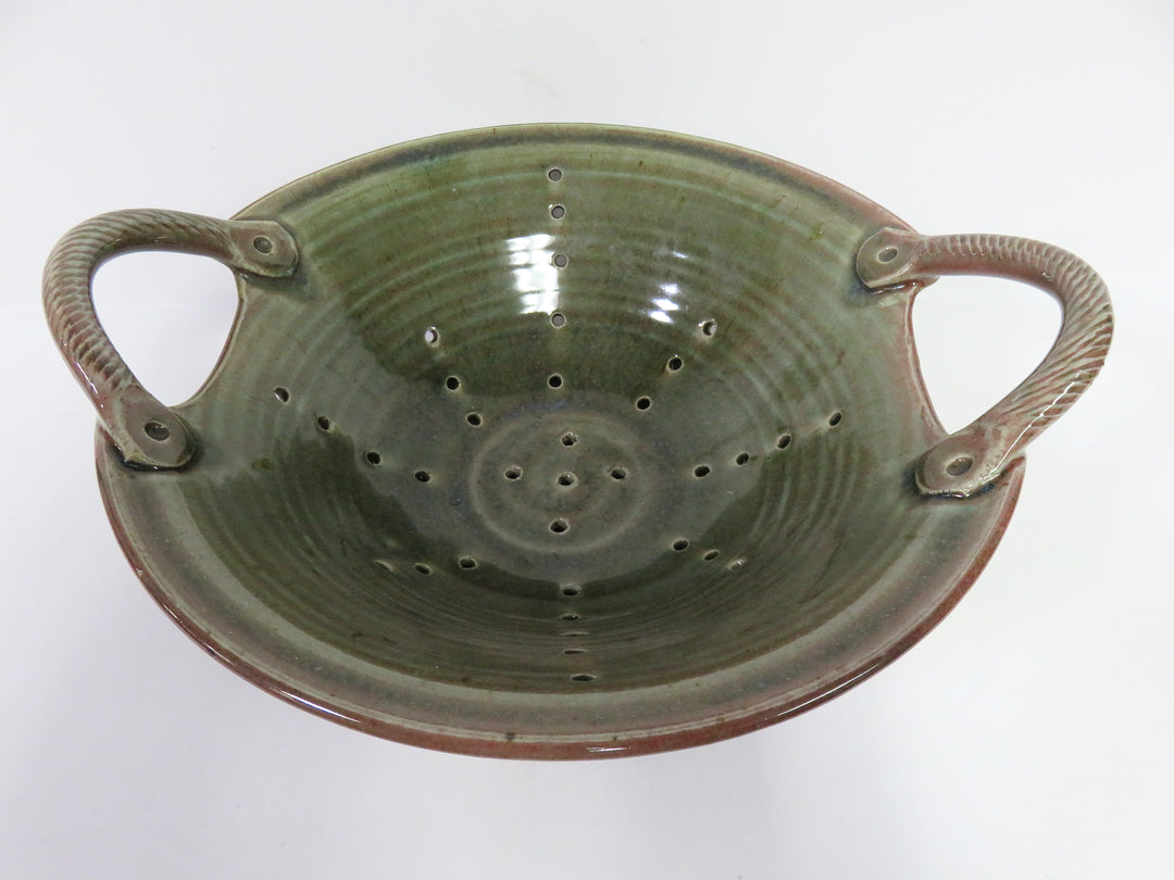 Berry Bowl & Underplate