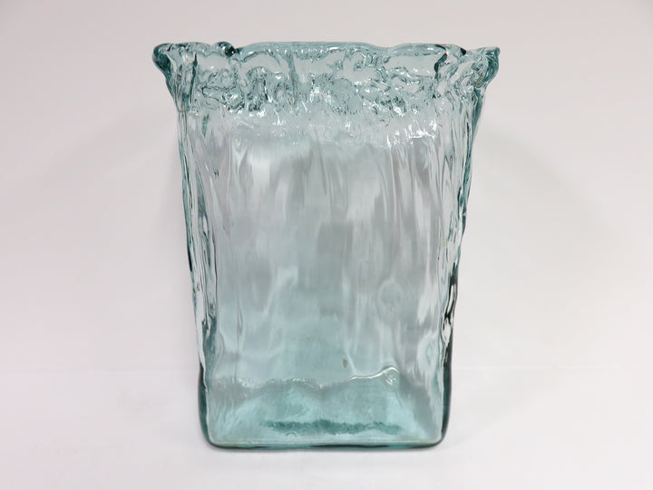 Aveo Vase