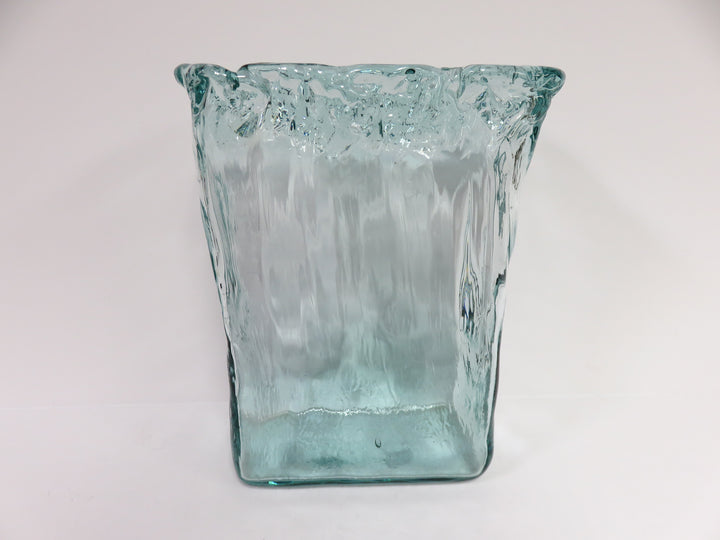 Aveo Vase