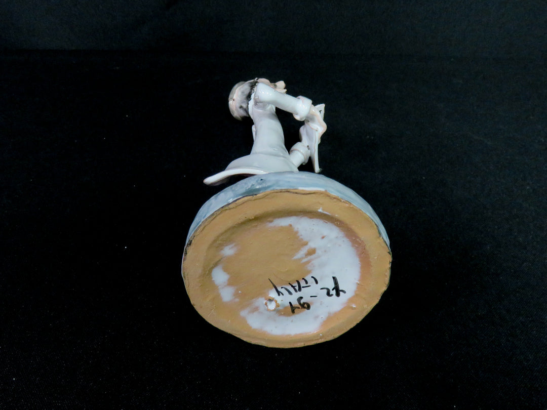 Vintage Poli Figurine