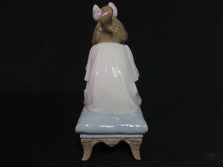 Lladró Figurine