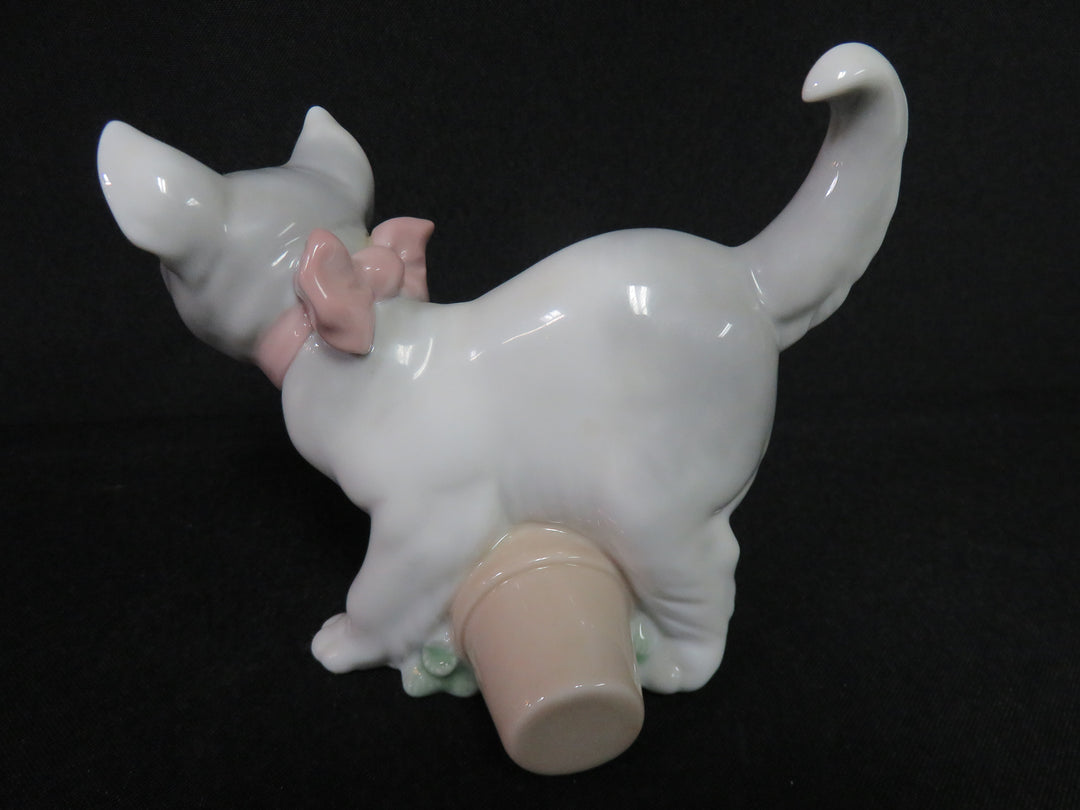 Lladró Figurine
