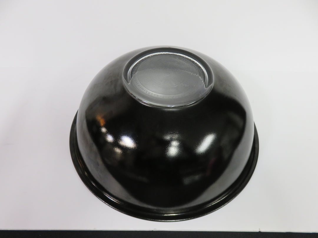 PYREX Black Mixing Bowl