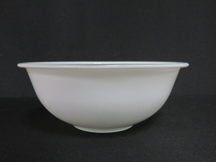 PYREX White Mixing Bowl