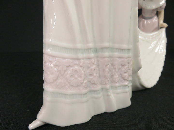 Lladró "Here Comes the Bride" Figurine