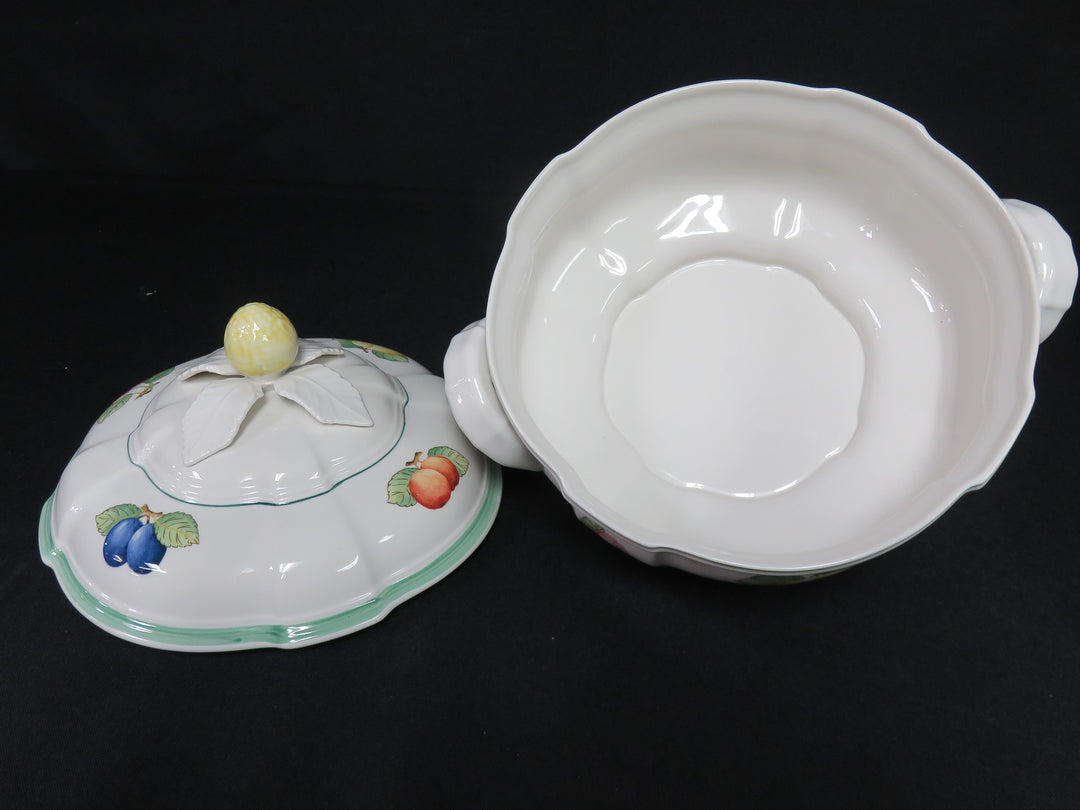 Villeroy & Boch Covered Vegetable Bowl