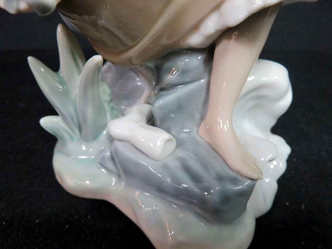Lladró Figurine