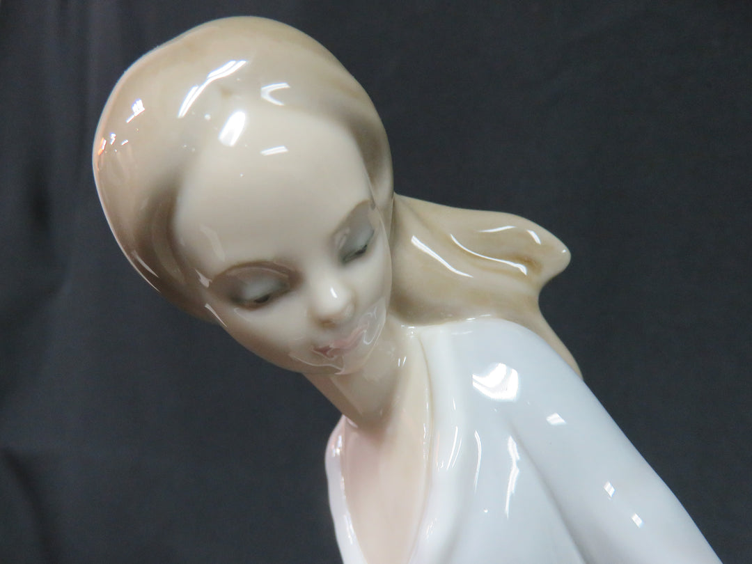 Lladró Figurine
