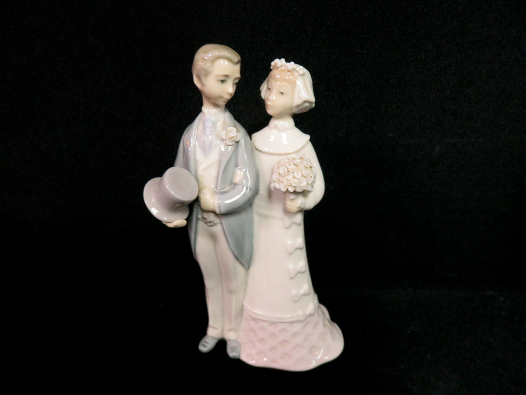 Lladró Figurine