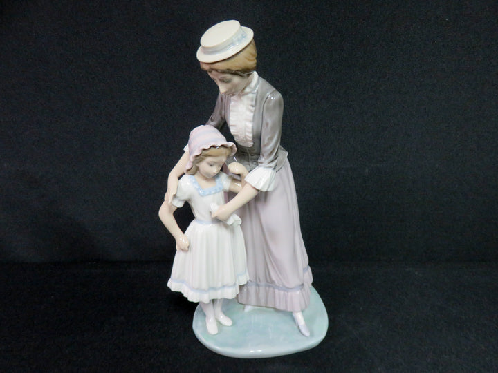 Lladró Figurine