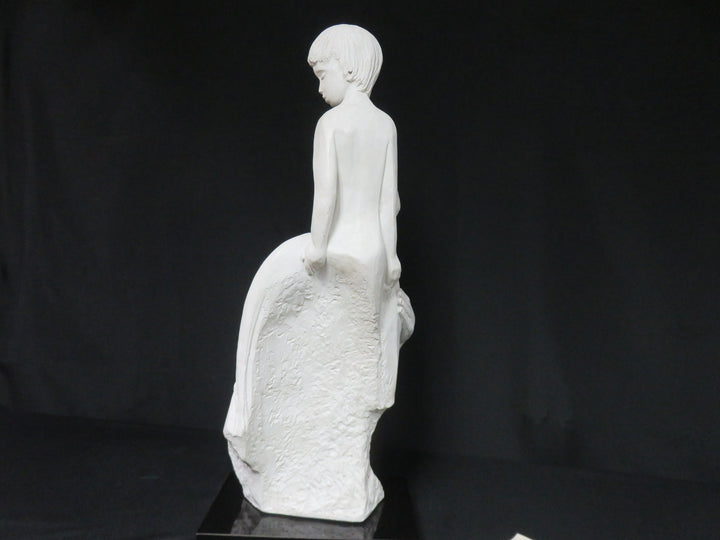 "A Mother's Love" Sculpture