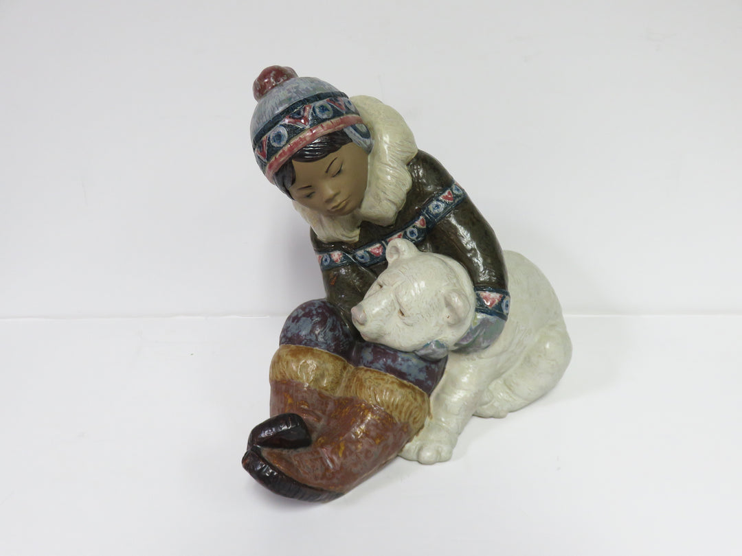 Lladró "Eskimo Playing" Figurine
