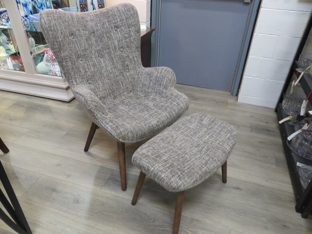 Stilnovo Contemporary Chair & Ottoman