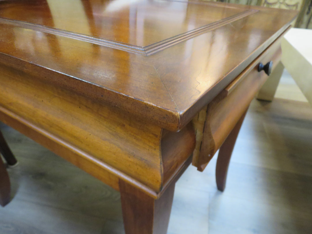 Hekman Cherry End Table