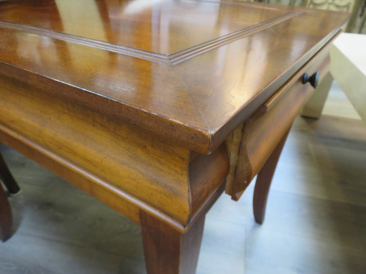 Hekman Cherry End Table