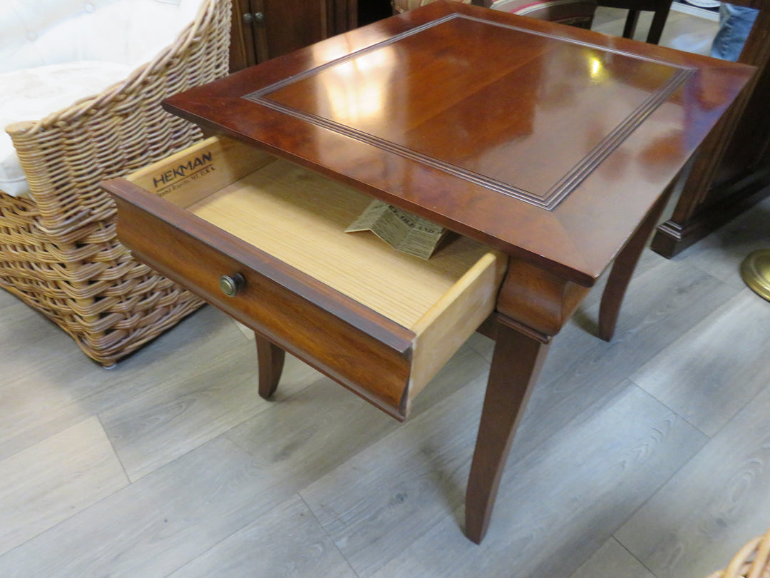 Hekman Cherry End Table