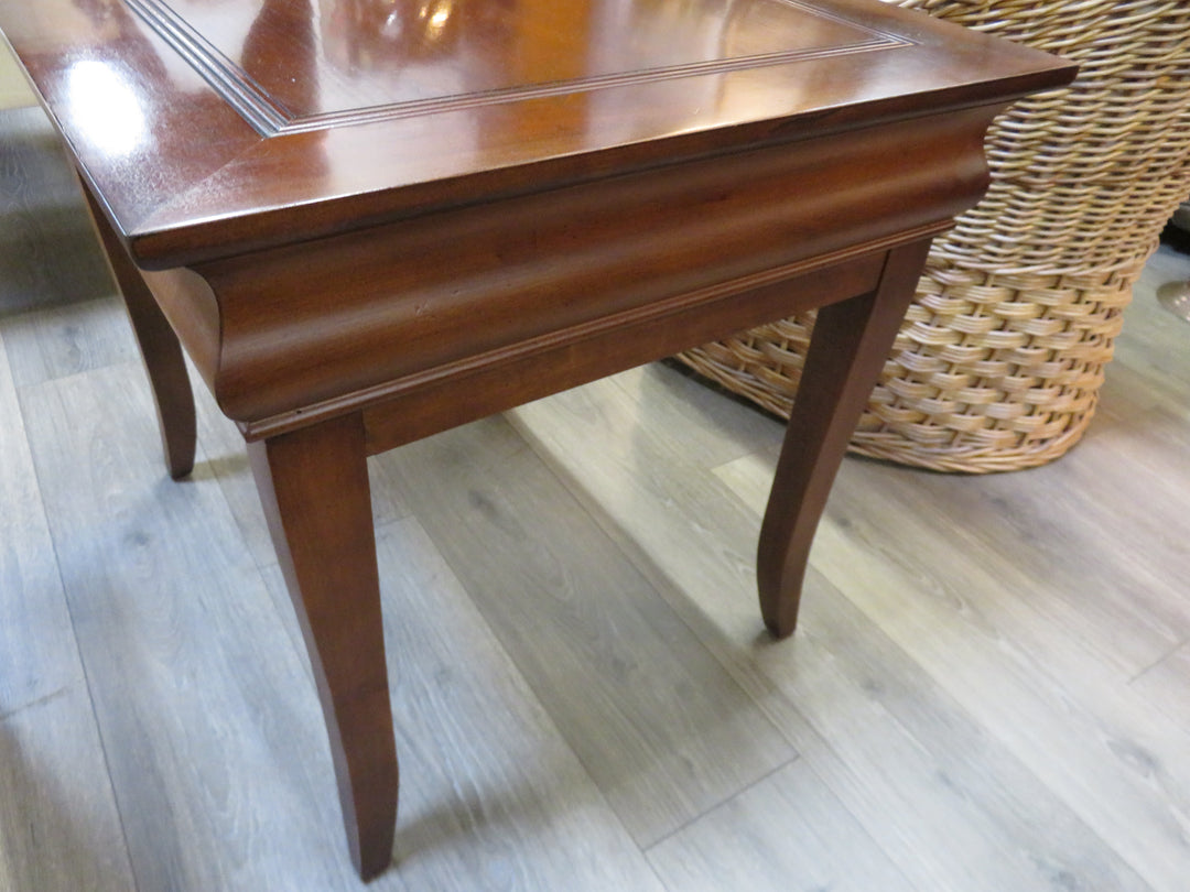 Hekman Cherry End Table