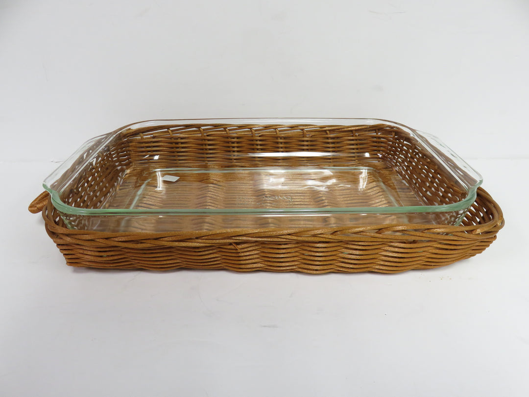 Pyrex Casserole with Basket