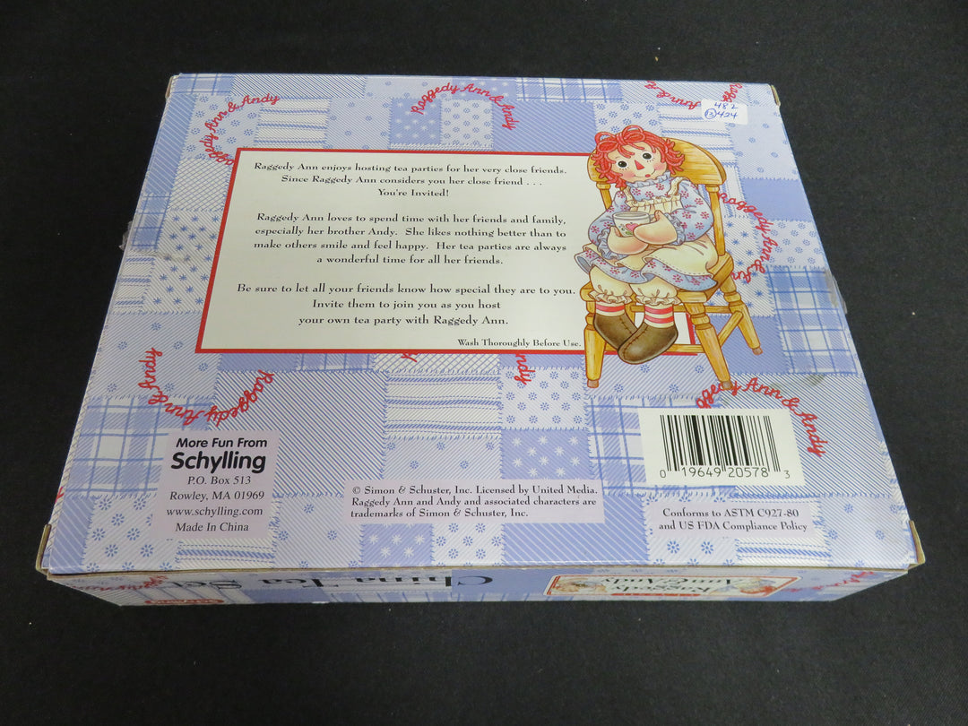 Raggedy Ann & Andy Child's Tea Set