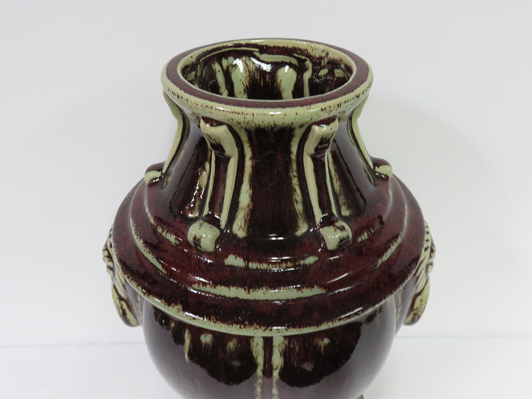 Lion Ring Vase