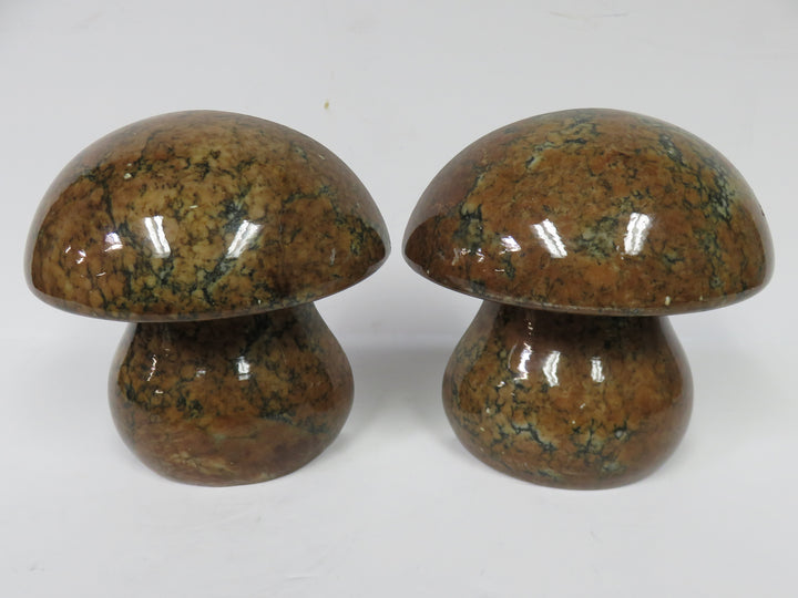 MCM Mushroon Bookends