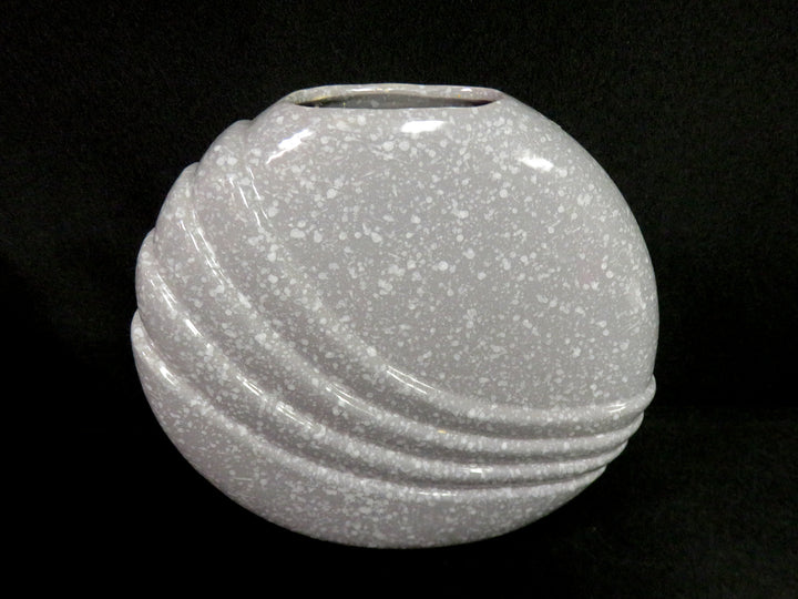 Elliptical Disk Vase