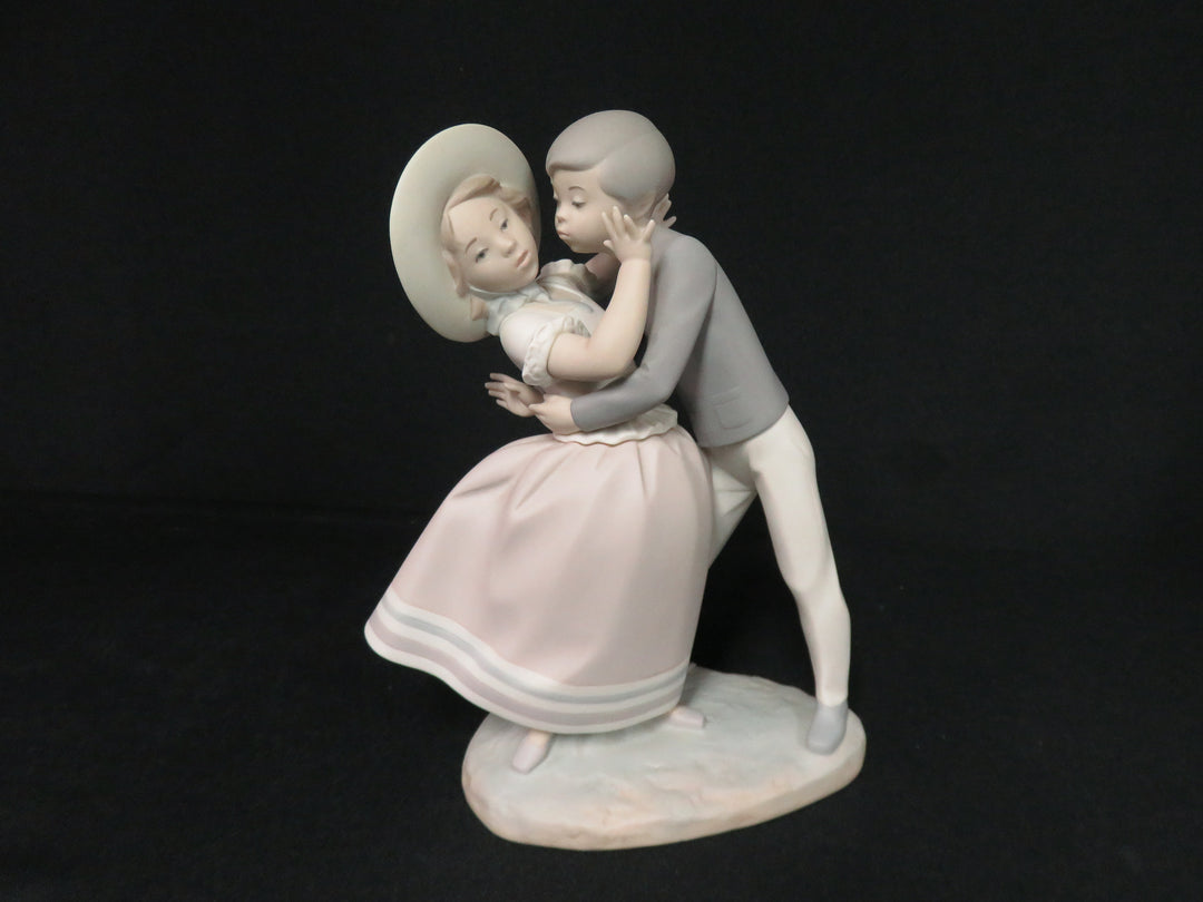 Lladró Figurine