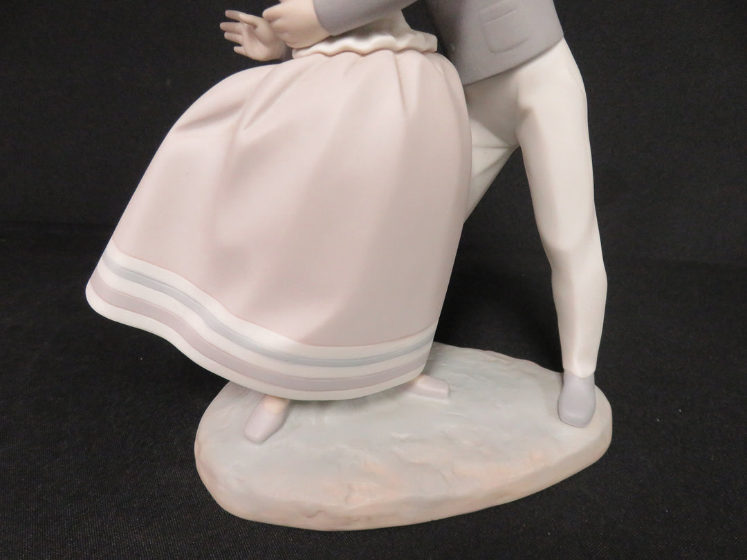 Lladró Figurine