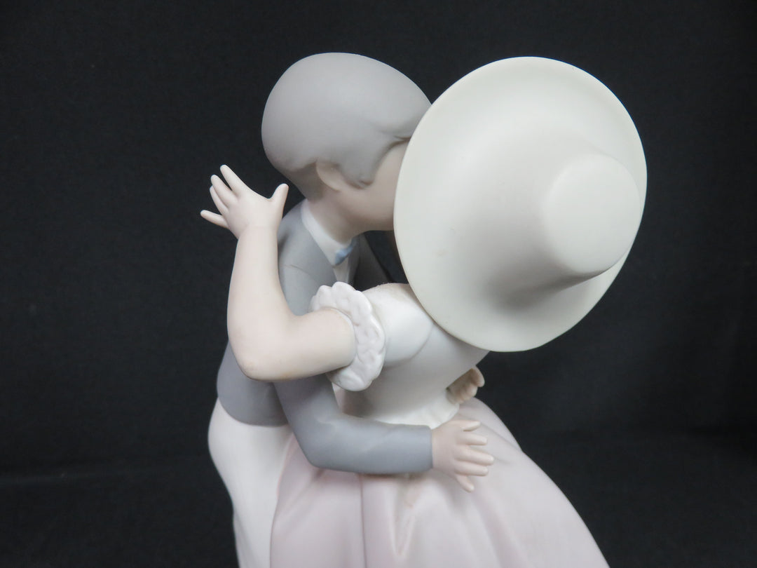 Lladró Figurine