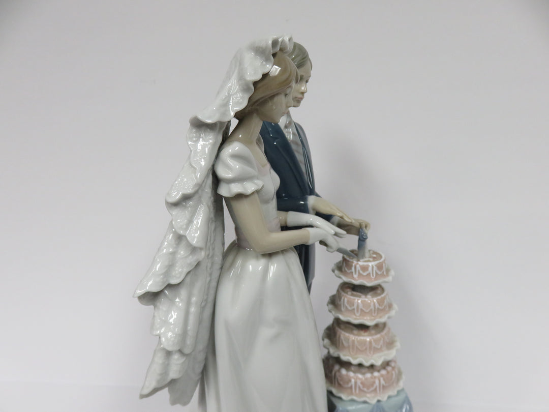 Lladró Wedding Figurine