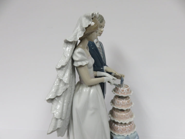 Lladró Wedding Figurine