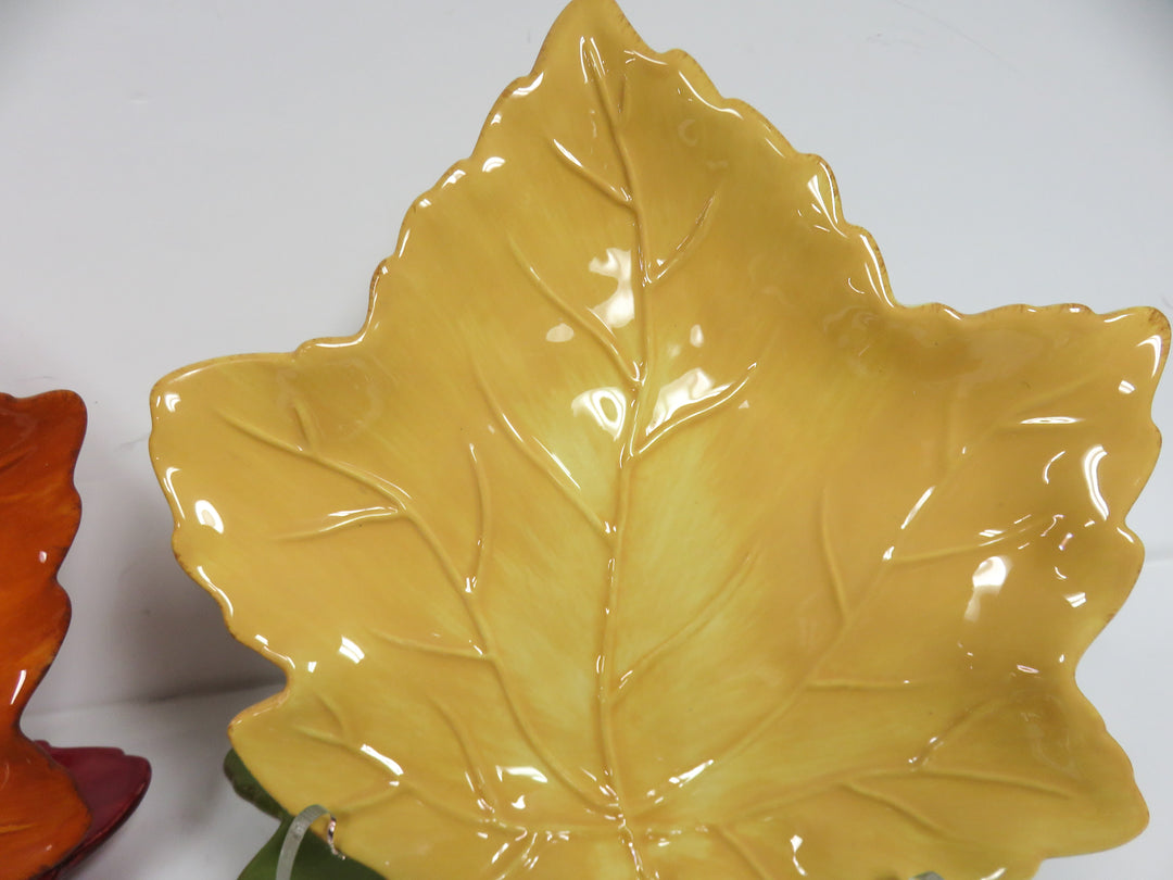 Maple Leaf Shaped Plates