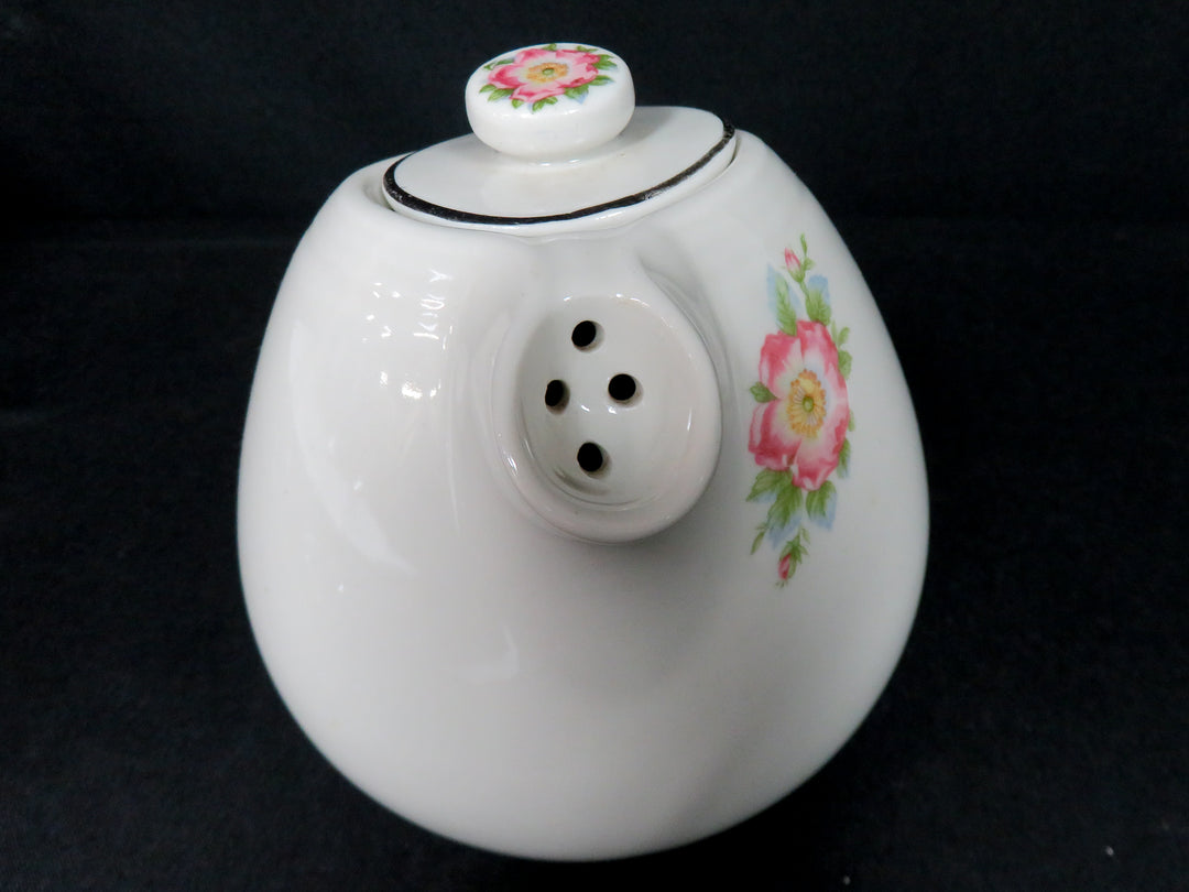 Hall's Soft White Teapot
