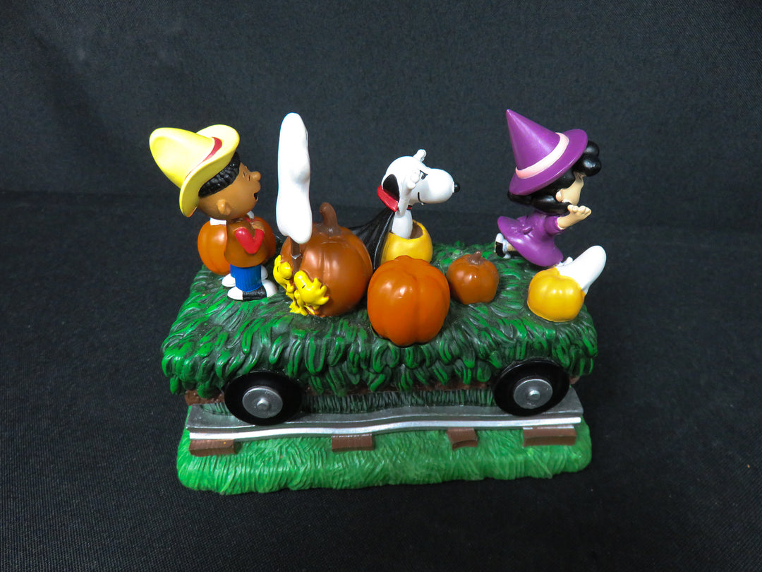 Peanuts Halloween Train Car