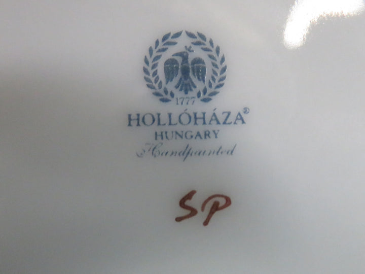 Hollohaza Swan Figurine