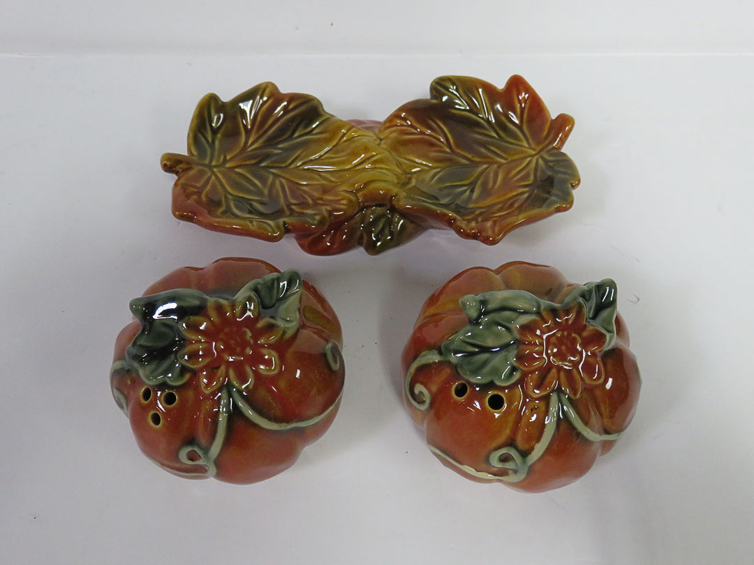 Fall Decor Salt & Pepper Set
