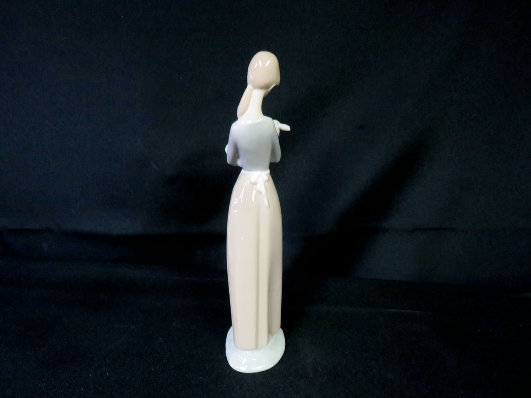 Lladró Figurine