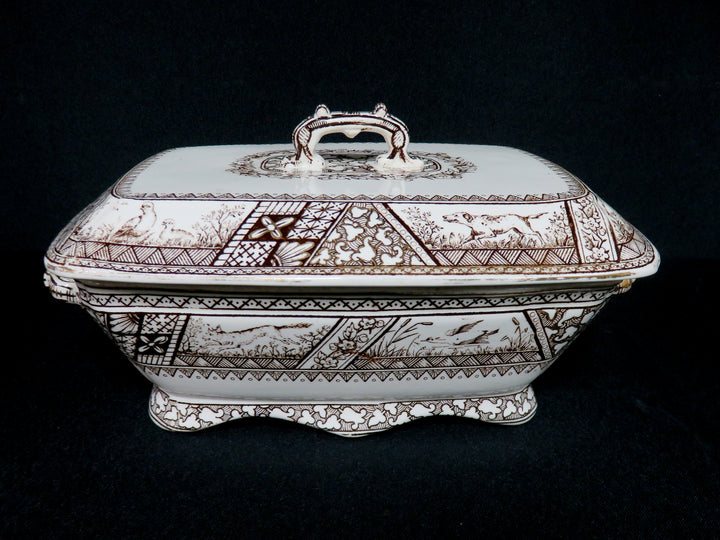 Wedgwood Thanksgiving Covered Dish