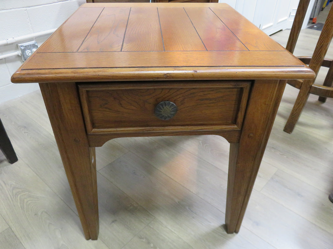 Lane End Table
