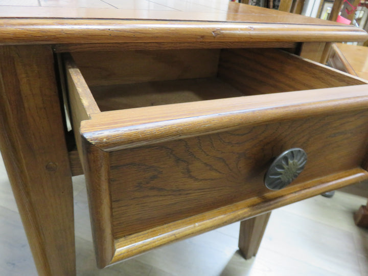 Lane End Table