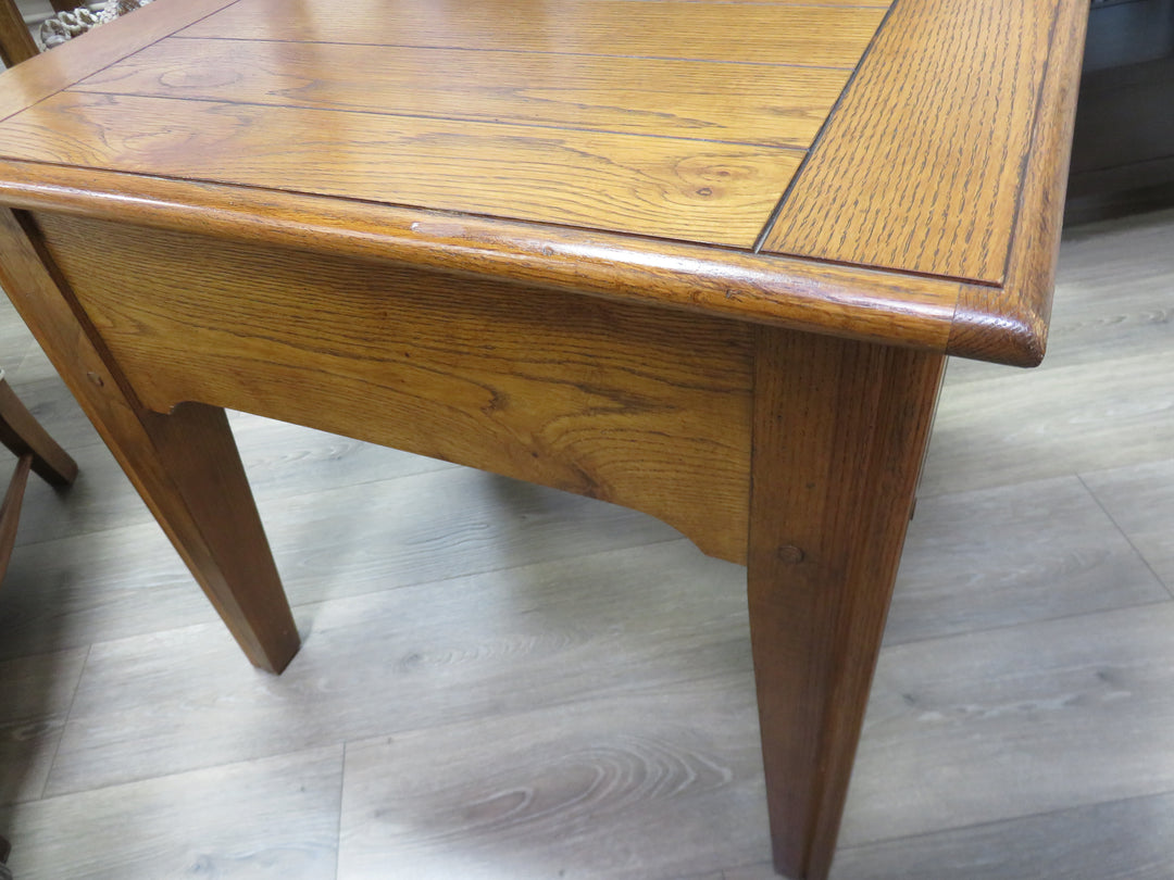 Lane End Table