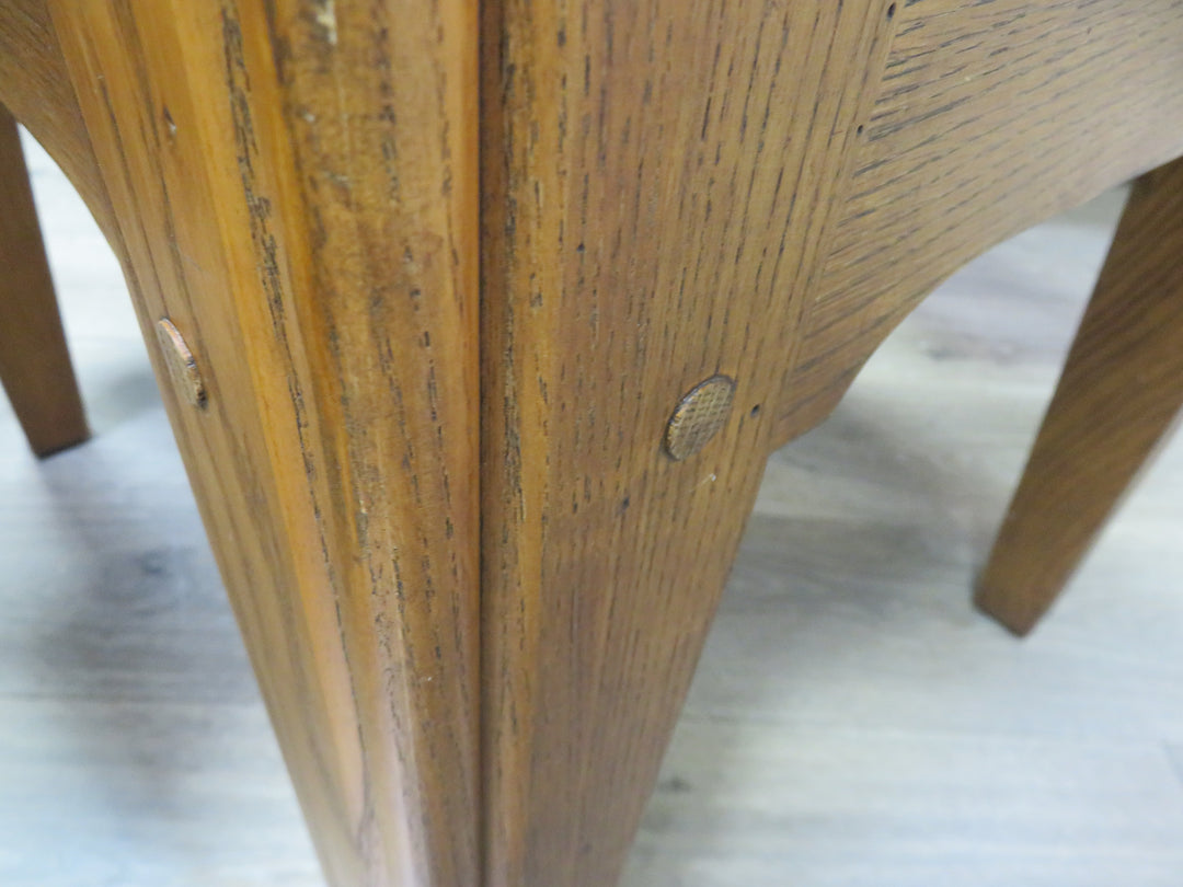 Lane End Table
