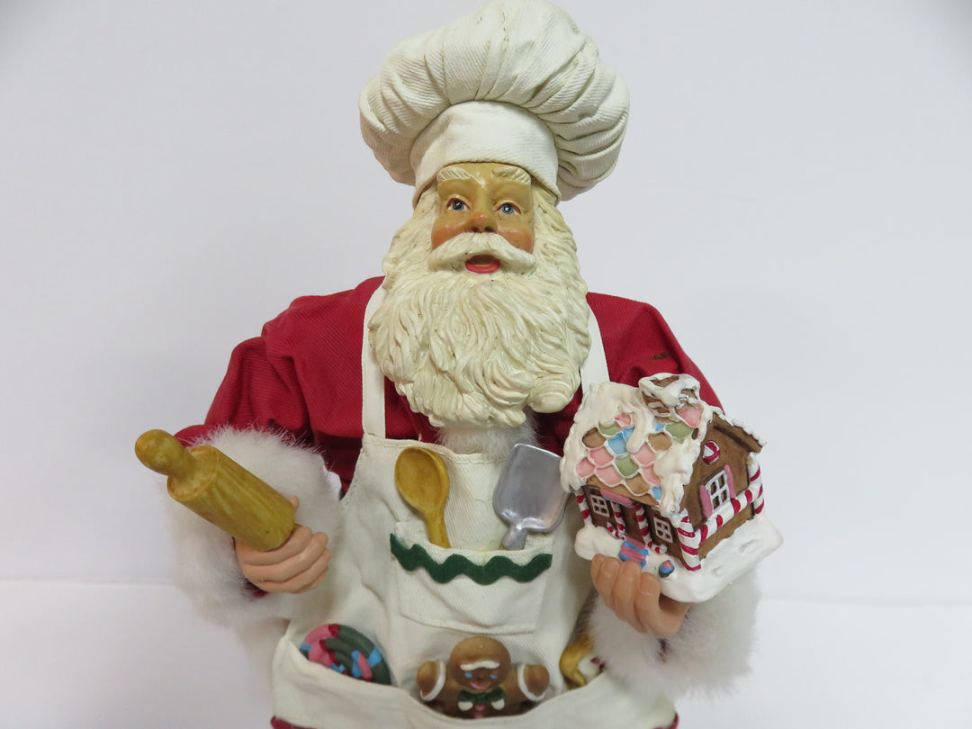 Clothtique Santa & Mrs. Claus