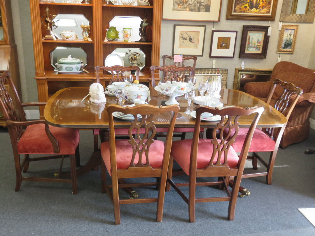 Dining Table & Chairs