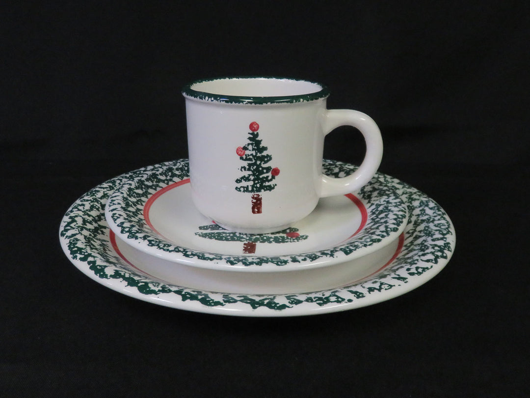 Furio Christmas Tree Dish - Clearance