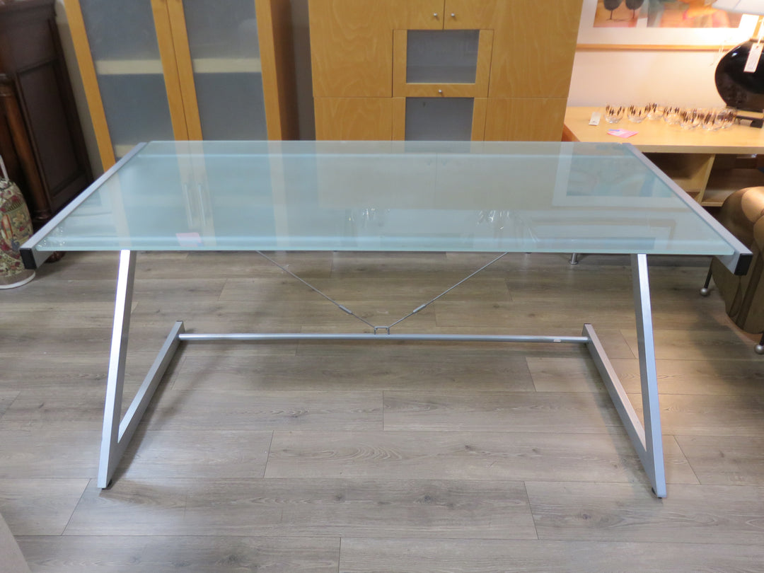 Contemporary Z-Frame Writing/Computer Desk