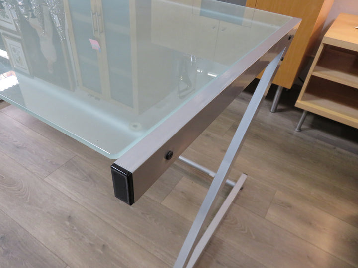 Contemporary Z-Frame Writing/Computer Desk
