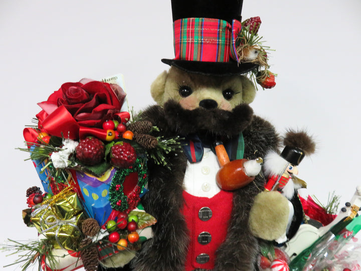 Apple Whimseys Yuletide Treasures Bear