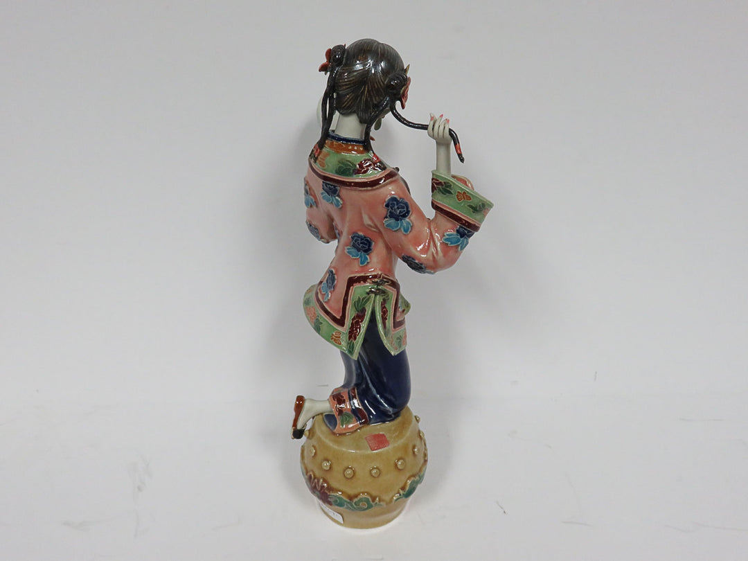 Geisha Figurine